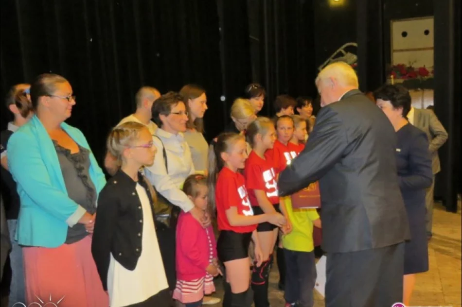 Gala osiągnięć uczniów: 167 nagrodzonych - zdjęcie 2