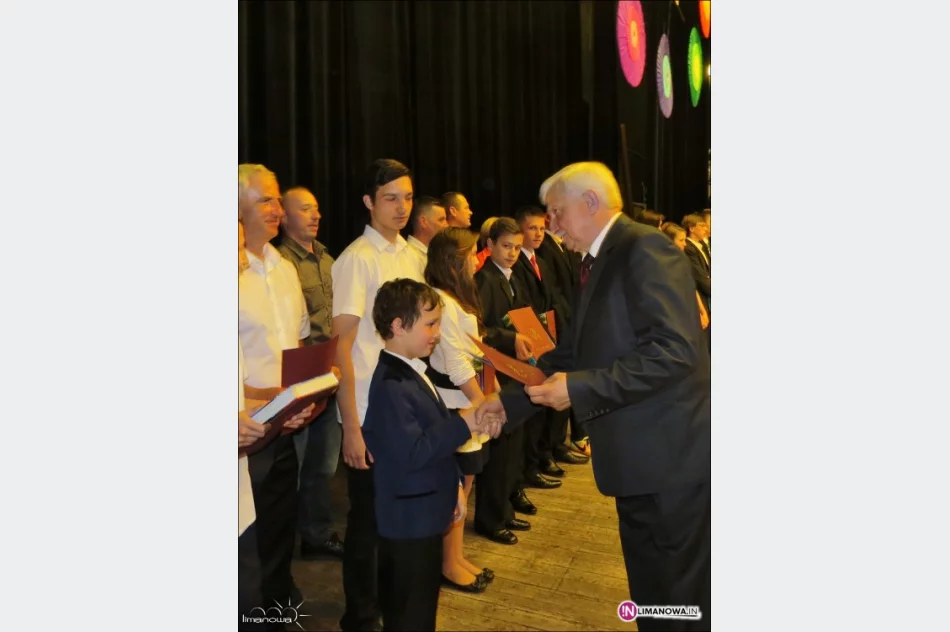 Gala osiągnięć uczniów: 167 nagrodzonych - zdjęcie 3