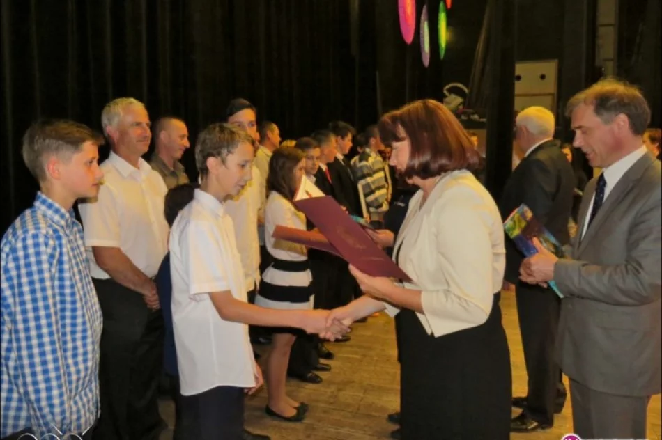 Gala osiągnięć uczniów: 167 nagrodzonych - zdjęcie 4