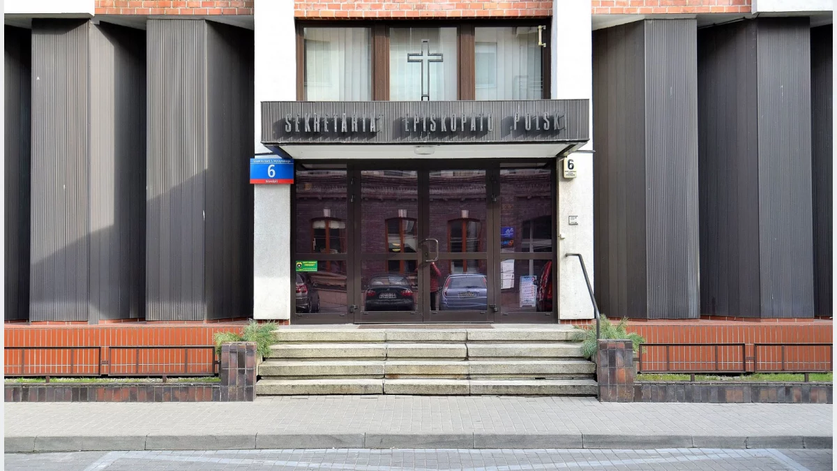 Rok 2025 w Kościele w Polsce: spór o lekcje religii, edukację zdrowotną i komisję ds. pedofilii