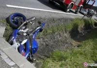 Wypadek motocykla. Dwie osoby ranne - zdjęcie główne