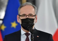 Nowe dane Ministerstwa Zdrowia. Czwarta fala w sierpniu? Do września szczepienie darmowe - zdjęcie główne