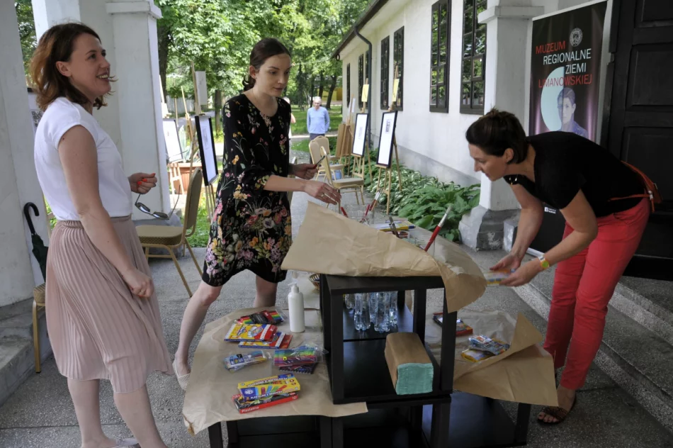 Akcja performance s.z.t.u.k.a. w Parku Miejskim  - zdjęcie 3