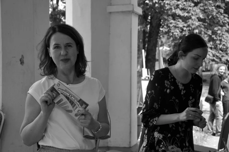 Akcja performance s.z.t.u.k.a. w Parku Miejskim  - zdjęcie 4