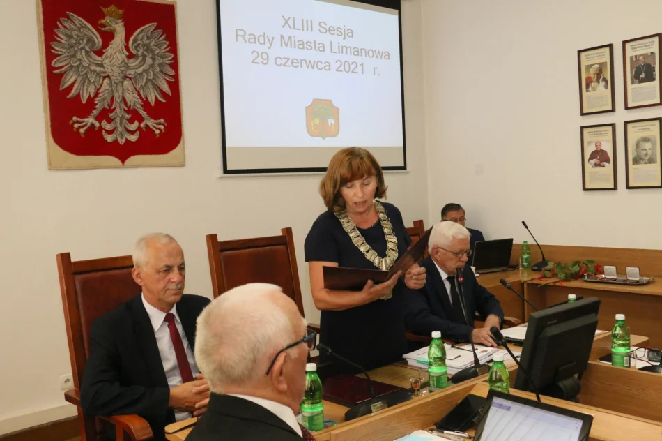 Wręczono Medale za Zasługi dla Miasta Limanowa - zdjęcie 2