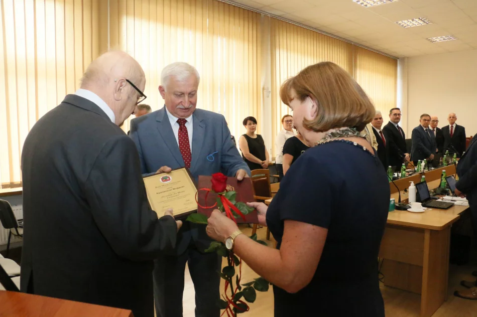 Wręczono Medale za Zasługi dla Miasta Limanowa - zdjęcie 11