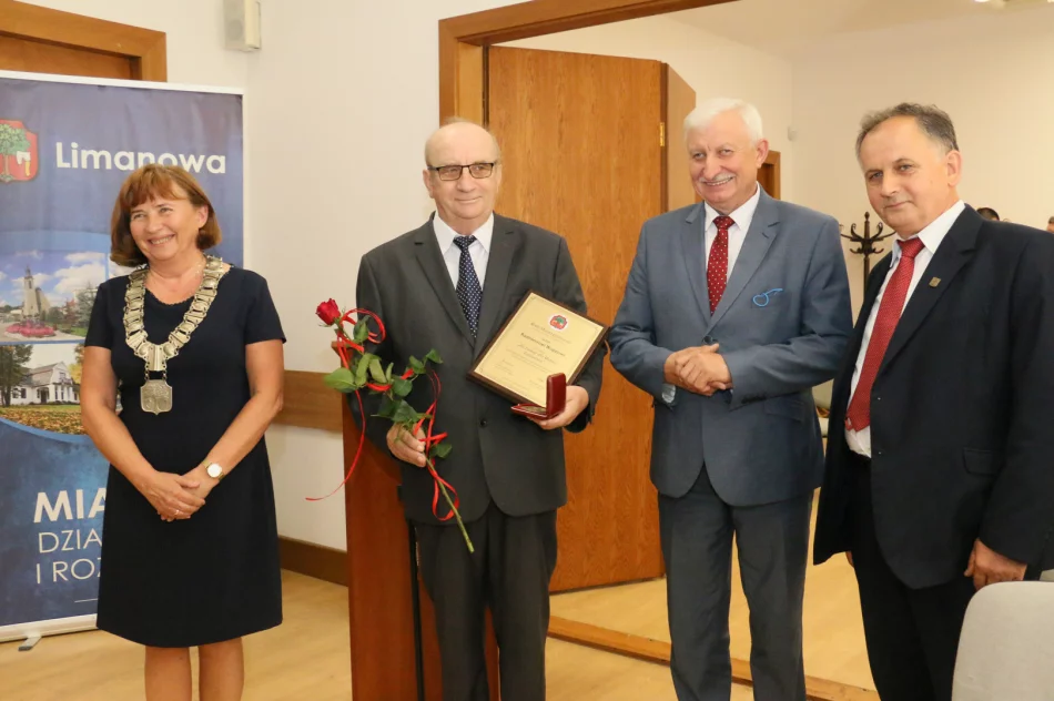 Wręczono Medale za Zasługi dla Miasta Limanowa - zdjęcie 13
