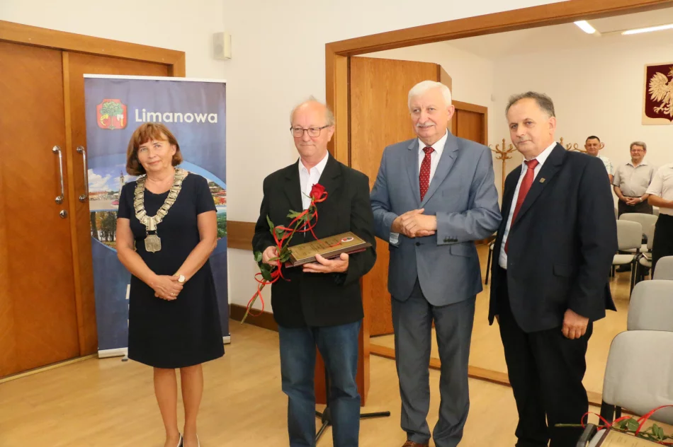 Wręczono Medale za Zasługi dla Miasta Limanowa - zdjęcie 15