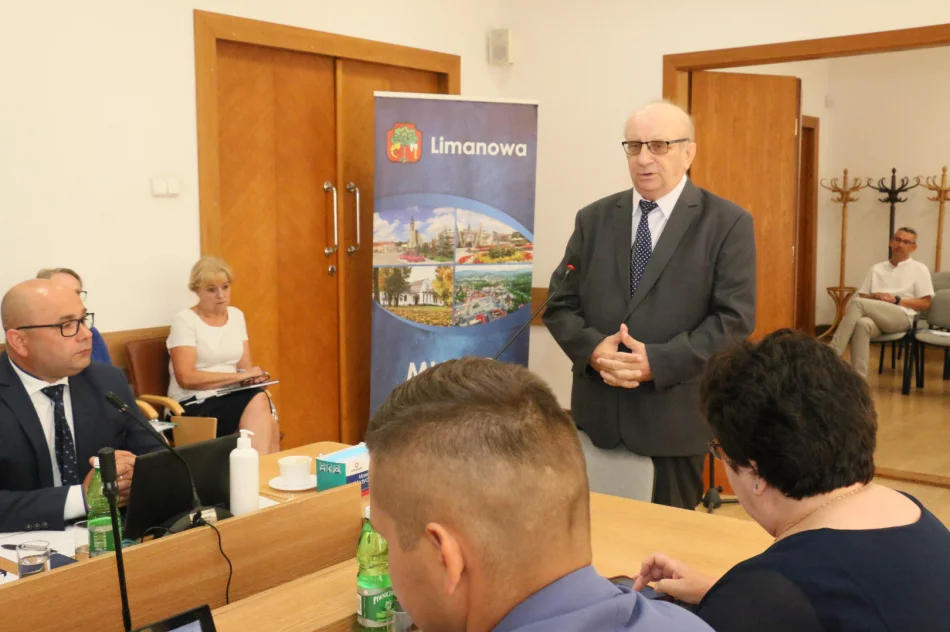 Wręczono Medale za Zasługi dla Miasta Limanowa - zdjęcie 17