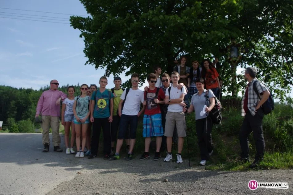 300 osób wędrowało szlakami JP II - zdjęcie 2