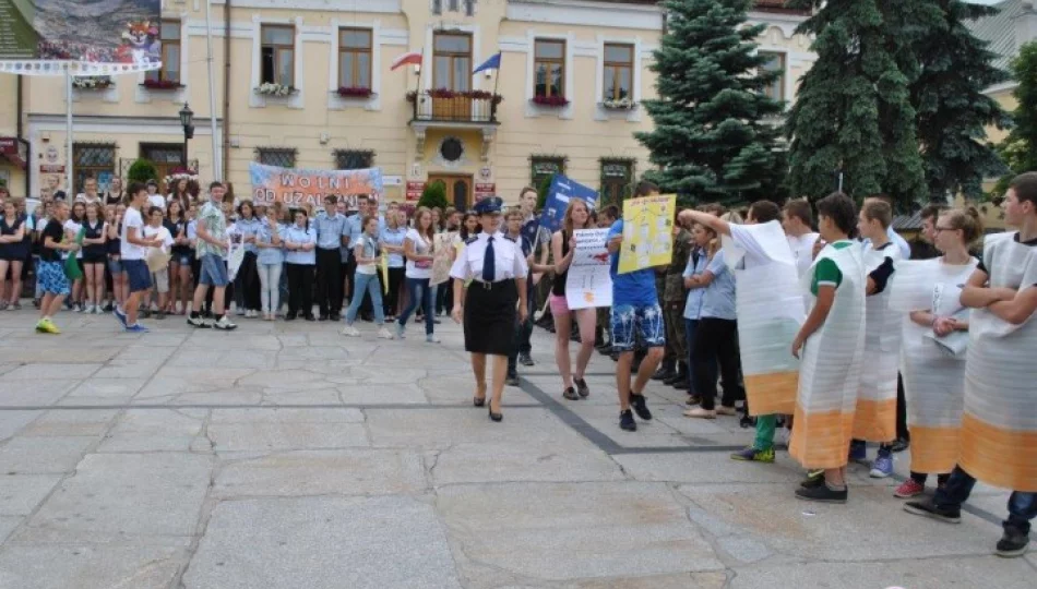 Manifestowali wolność od uzależnień - zdjęcie 1