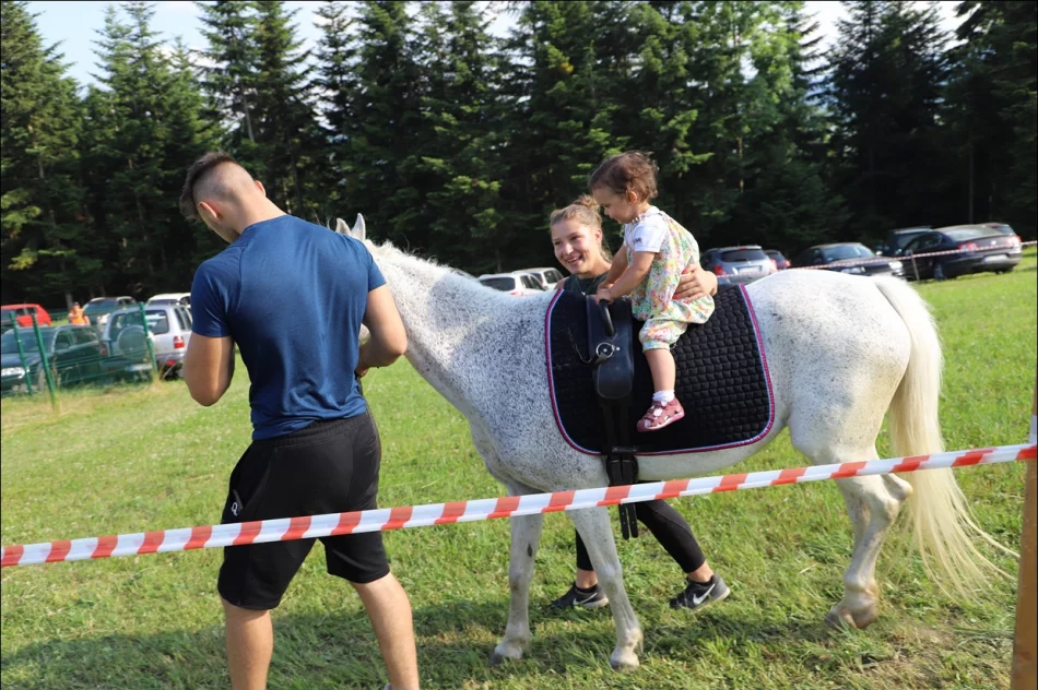 Imprezą plenerową otwarto sezon turystyczny - zdjęcie 4