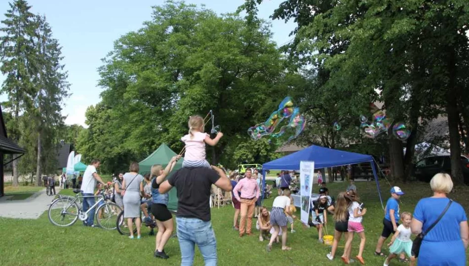 Podczas pikniku poznawali gorczańską przyrodę - zdjęcie 1