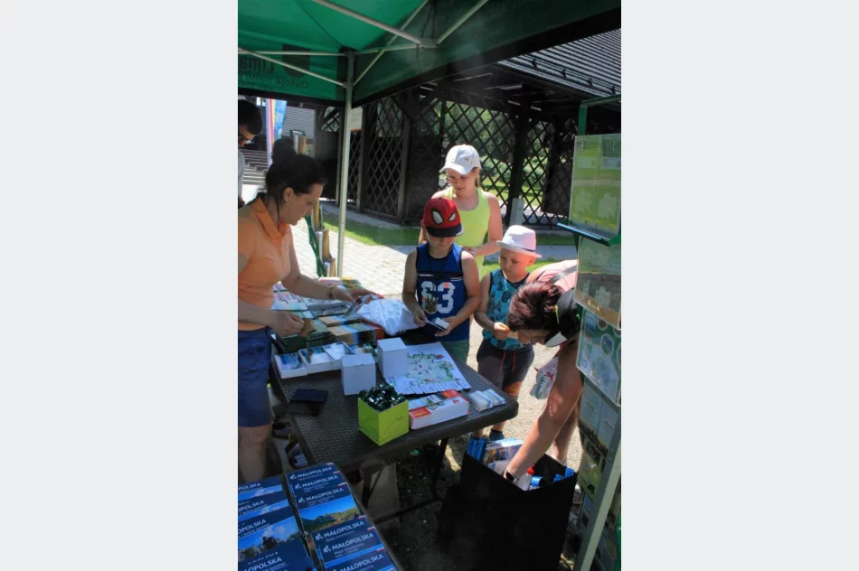 Podczas pikniku poznawali gorczańską przyrodę - zdjęcie 8