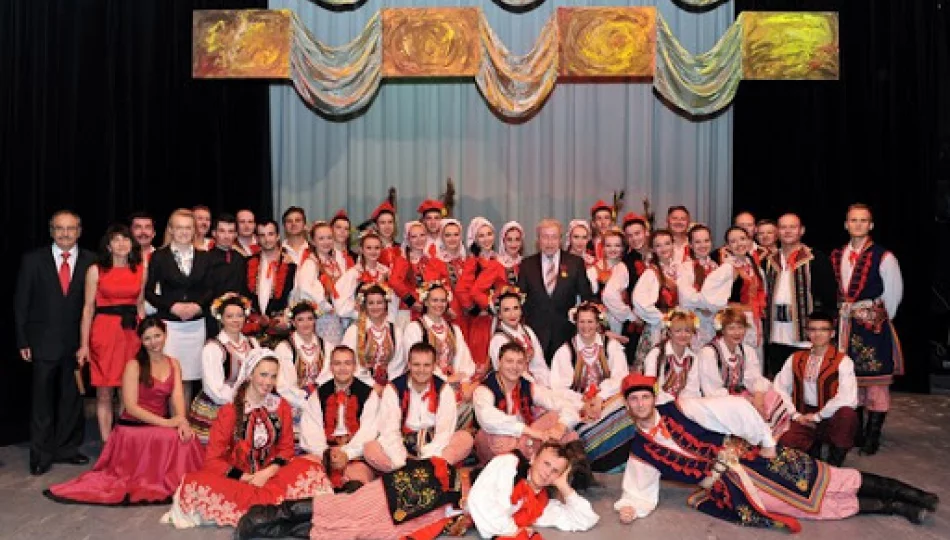 Czas na folklor! Młodzież przyjechała na Limanowszczyznę na zajęcia taneczne - zdjęcie 1