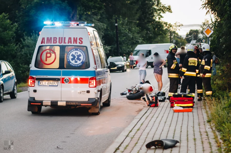 Zderzenie samochodu i motocykla - zdjęcie 6