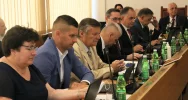 Słowa uznania i słowa krytyki. Niejednogłośne wotum zaufania i absolutorium - zdjęcie 4
