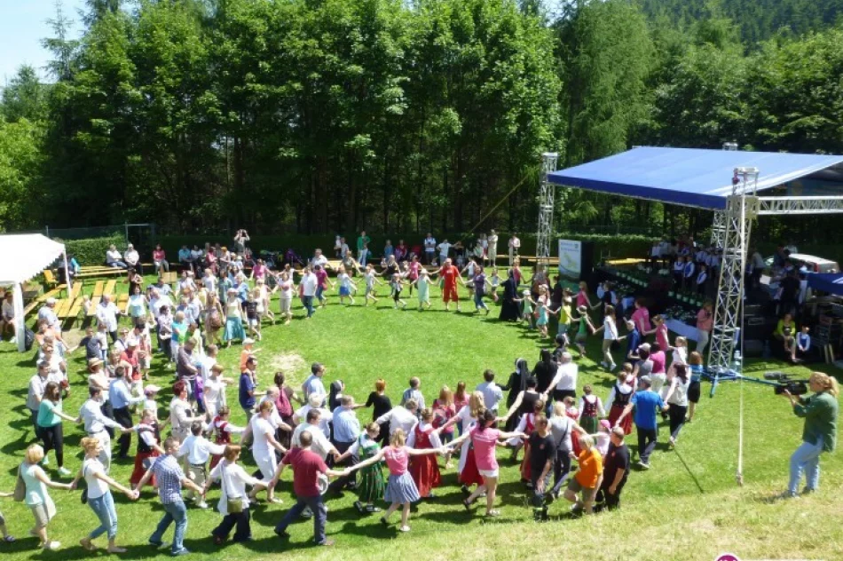 VII Spotkanie Dzieci oraz ich Przyjaciół w Żmiącej - zdjęcie 2