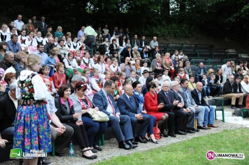 Święto Pieśni i Tańca w Szczyrzycu - zdjęcie 2