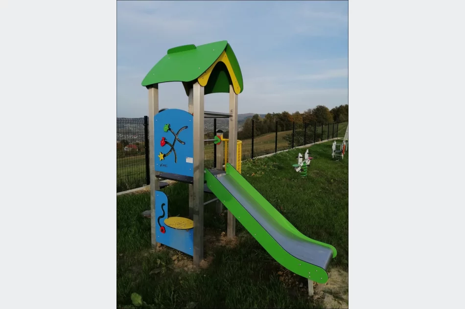 Oficjalne otwarcie placu zabaw w Lipowem - zdjęcie 3