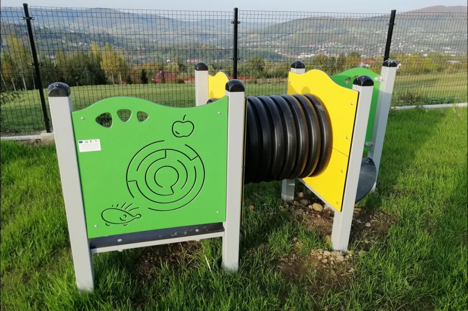 Oficjalne otwarcie placu zabaw w Lipowem - zdjęcie 7