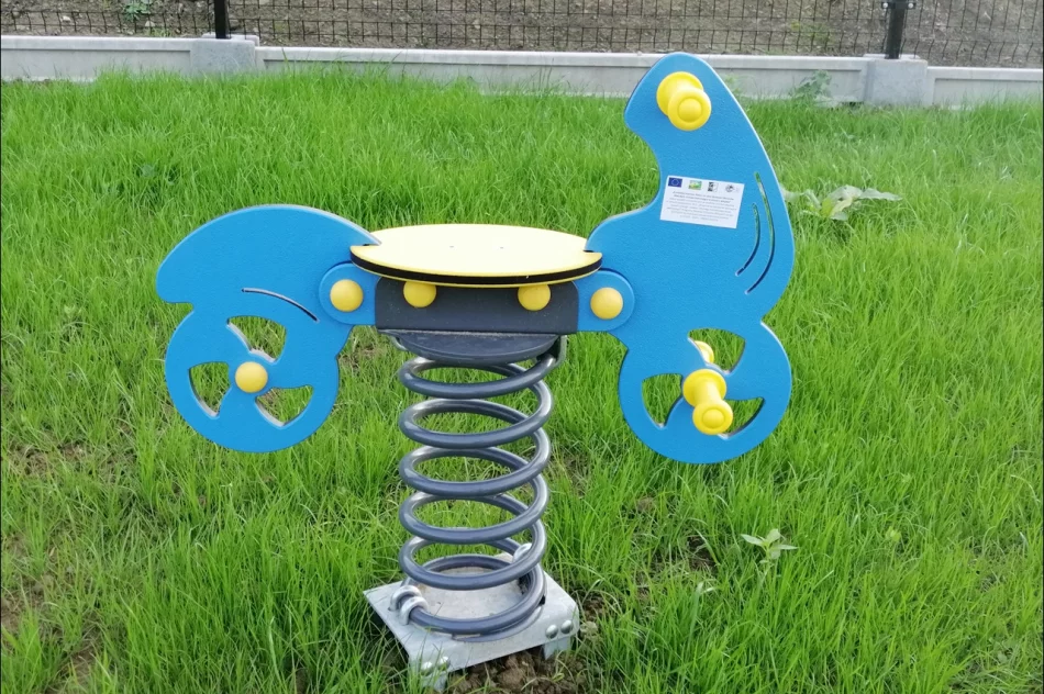 Oficjalne otwarcie placu zabaw w Lipowem - zdjęcie 15