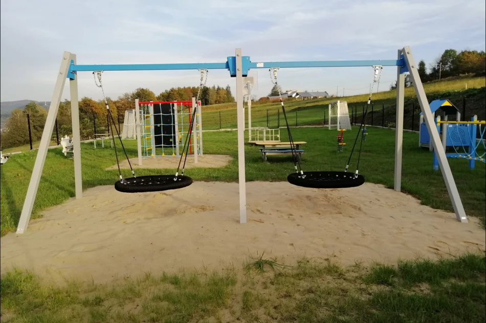 Oficjalne otwarcie placu zabaw w Lipowem - zdjęcie 20