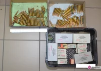 Kobieta znalazła ponad 3 tys. sztuk amunicji - zdjęcie główne