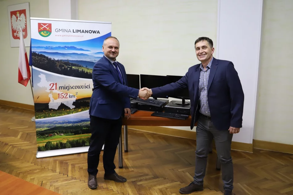 Agencja Restrukturyzacji i Modernizacji Rolnictwa przekazała komputery dla gminnych szkół - zdjęcie 2