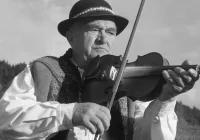 Zmarł Bronisław Kaczor, artysta ludowy i założyciel zespołu z wieloletnią tradycją - zdjęcie główne