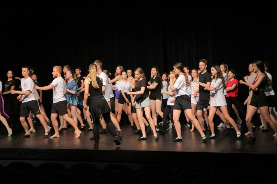 Zapraszamy na uroczysty koncert podsumowujący realizację projektu  „CZAS NA FOLKLOR”. - zdjęcie 2