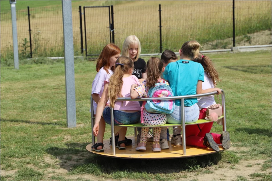 KGW postarało się o plac zabaw - zdjęcie 3