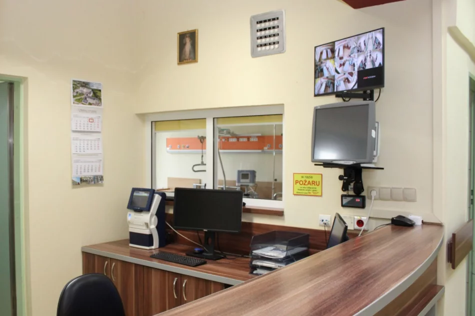 Szpital zabezpieczył oddział na wypadek kolejnej fali - zdjęcie 6