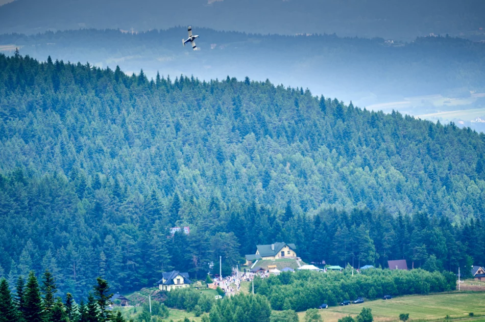 Obchody 77. rocznicy zrzutów alianckich dla Armii Krajowej na wzgórzu Dzielec - zdjęcie 10