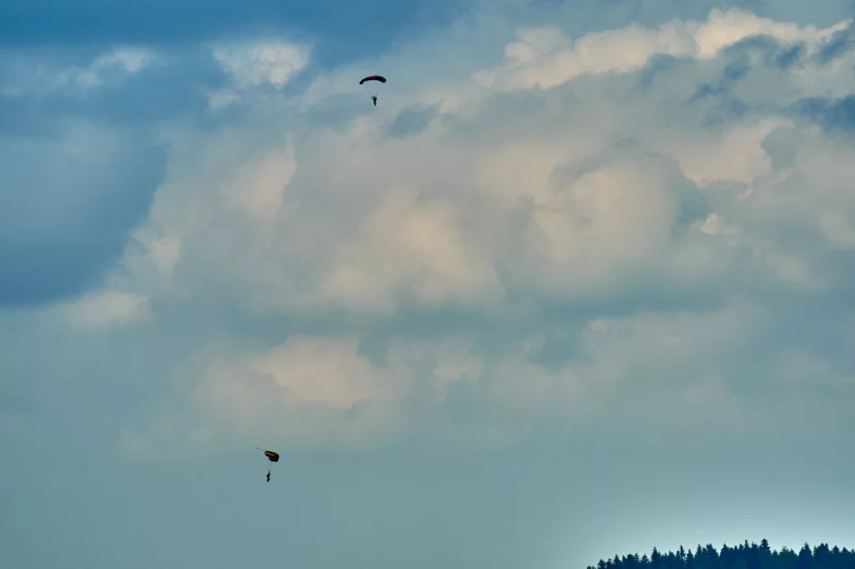 Obchody 77. rocznicy zrzutów alianckich dla Armii Krajowej na wzgórzu Dzielec - zdjęcie 19