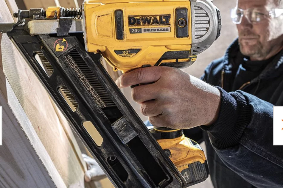 Gwoździarka firmy dewalt 20V DCN692M1 - zdjęcie 1