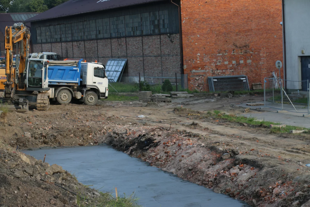 Budowa łącznika ul. Witosa i ul. Fabrycznej oraz przebudowa ul. Fabrycznej