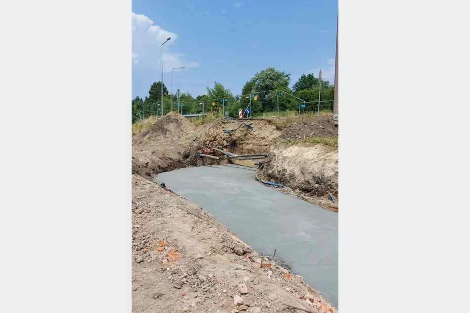 Budowa łącznika ul. Witosa i ul. Fabrycznej oraz przebudowa ul. Fabrycznej - zdjęcie 5