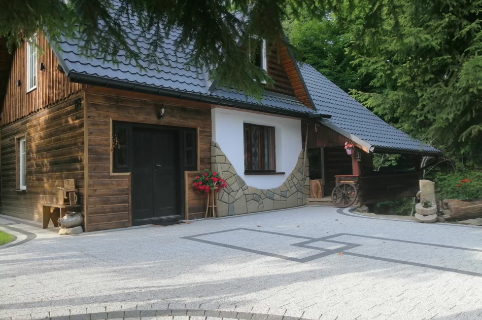Domek kwatery noclegi lokal - zdjęcie 1