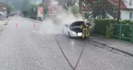 Zapalił się samochód osobowy - zdjęcie 2