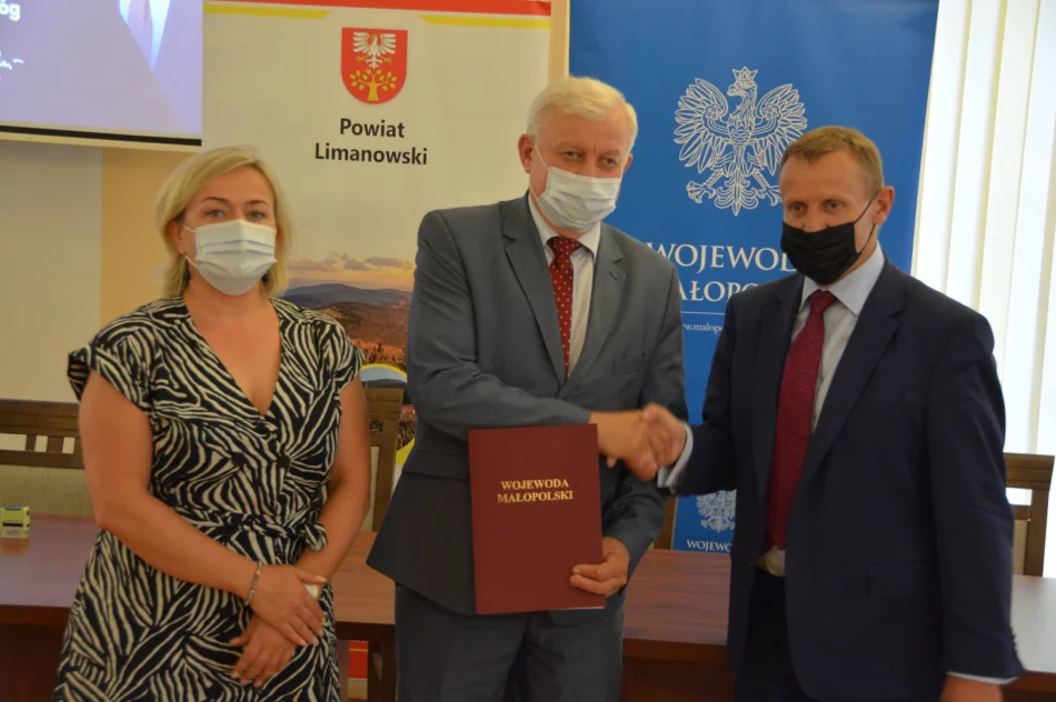 Ponad 30 mln zł dla powiatu limanowskiego z Rządowego Funduszu Rozwoju Dróg - zdjęcie 4