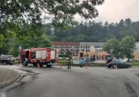 Stłuczka na skrzyżowaniu, mandat dla sprawcy - zdjęcie główne