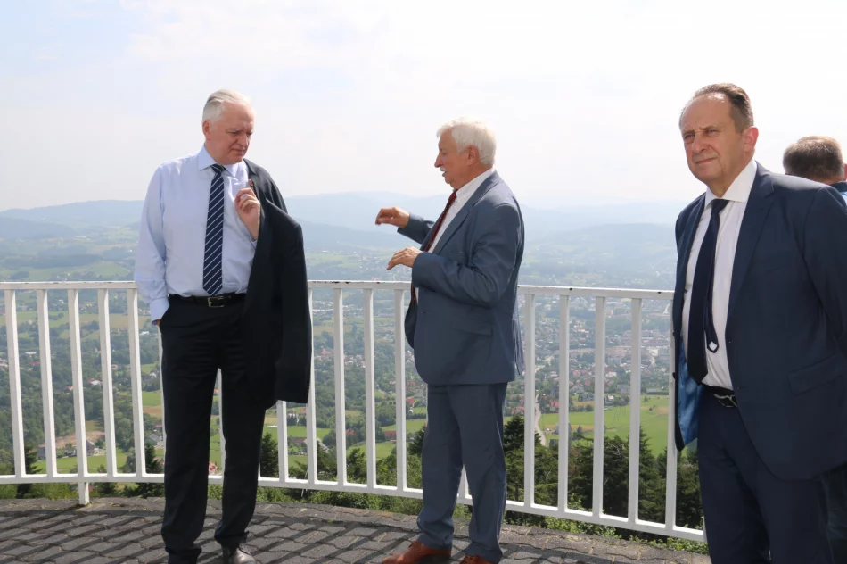Wicepremier Jarosław  Gowin z wizytą w mieście Limanowa - zdjęcie 15