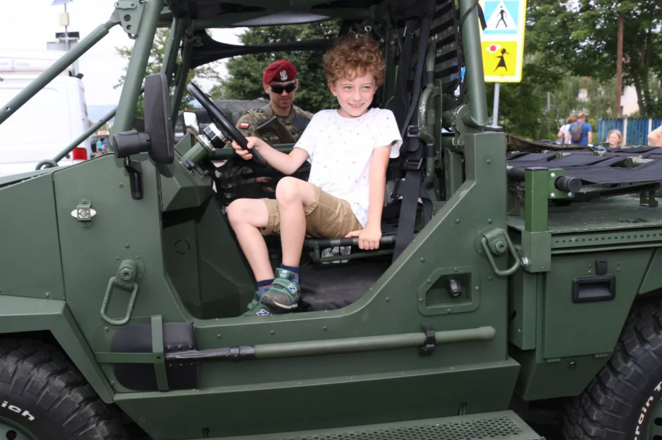 Piknik wojskowy MON – uroczyście podpisano list intencyjny ws. utworzenia batalionu WOT w Limanowej - zdjęcie 15