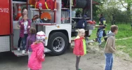 Dzieci z wizytą u strażaków - zdjęcie 2