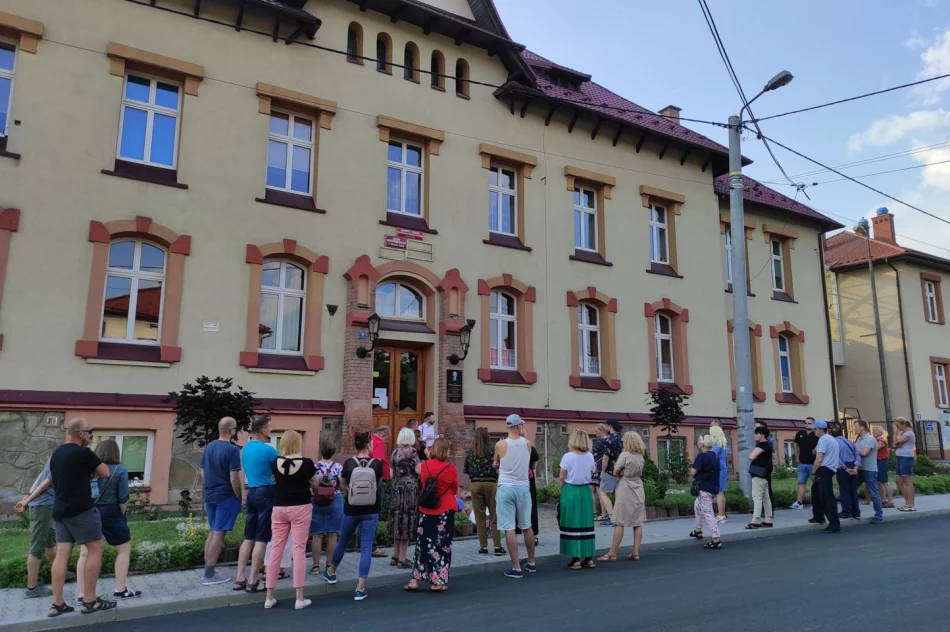 Udany początek nowego cyklu - spacer zgromadził ciekawych historii miasta  - zdjęcie 8