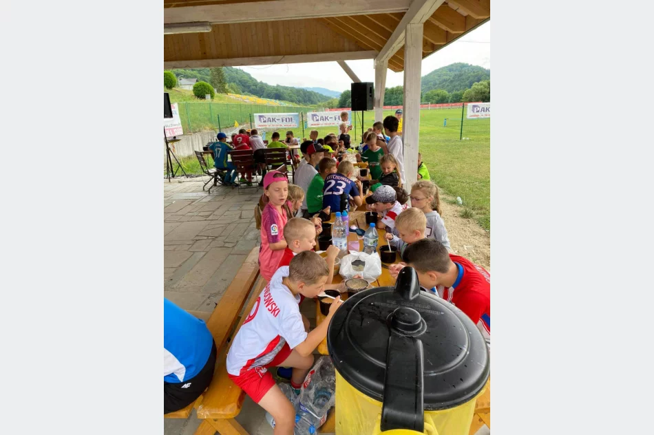 Harnaś zakończył piłkarski obóz - zdjęcie 15