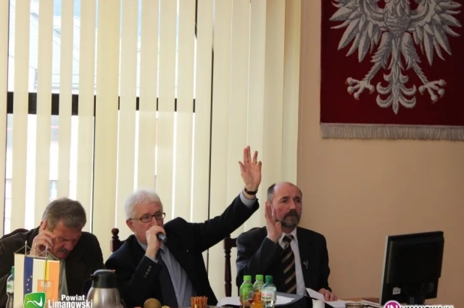 Strategia powiatu - ostro na sesji - zdjęcie 2