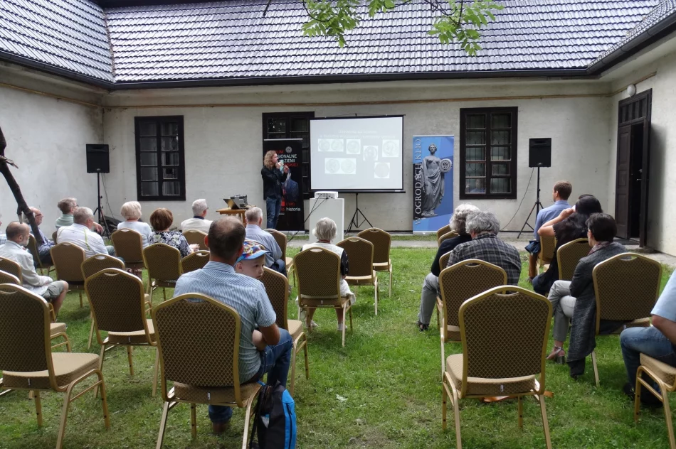 Barbarzyńska mistyfikacja w ogrodzie - zdjęcie 10