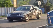 Zderzenie samochodu i motoroweru. Ucierpiało dwóch nastolatków, lądował LPR - zdjęcie 3